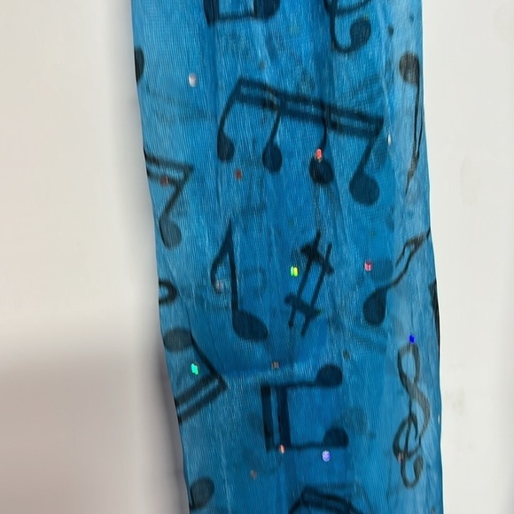Scarf Musical Notes - Picture 2 of 6